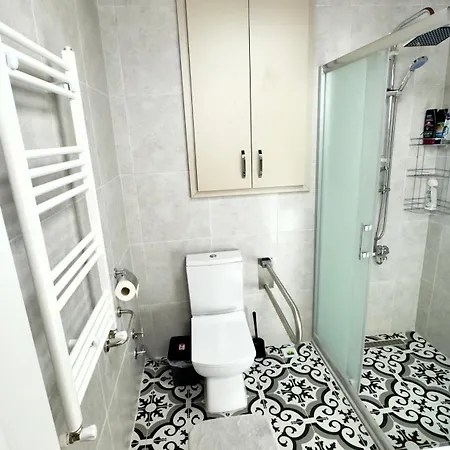 Ferienhaus Sehrin Merkezinde Muestakil Ev *