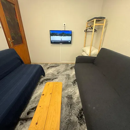 Sehrin Merkezinde Muestakil Ev * Κανακάλε